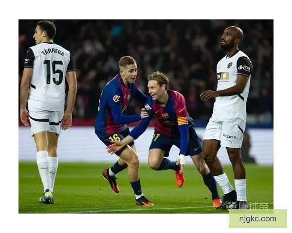 世体：巴萨开始寻找右后卫，候选有明格萨和基米希